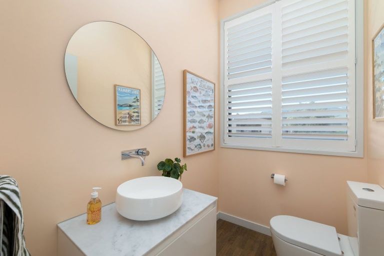 Photo of property in 4 Muriwai Drive, Diamond Harbour, Lyttelton, 8971