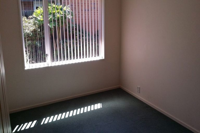 Photo of property in 6 Althorp Place, Avonhead, Christchurch, 8042