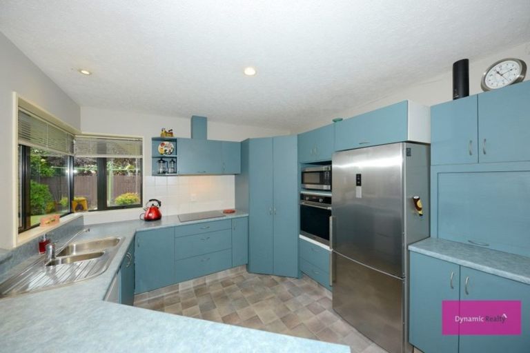 Photo of property in 111 Inwoods Close, Parklands, Christchurch, 8083