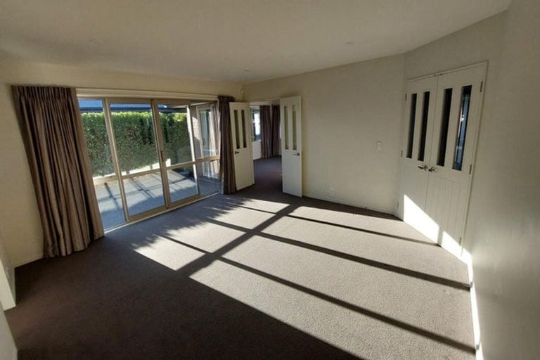 Photo of property in 6 Belgrave Close, Halswell, Christchurch, 8025