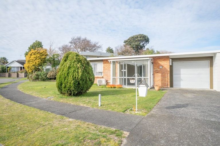 Photo of property in 75 Fairview Avenue, Feilding, 4702