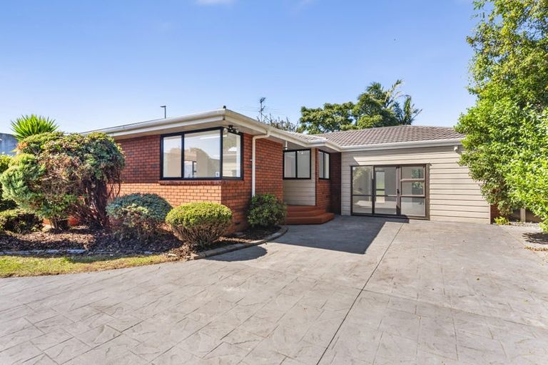 Photo of property in 183b Walter Strevens Drive, Conifer Grove, Takanini, 2112