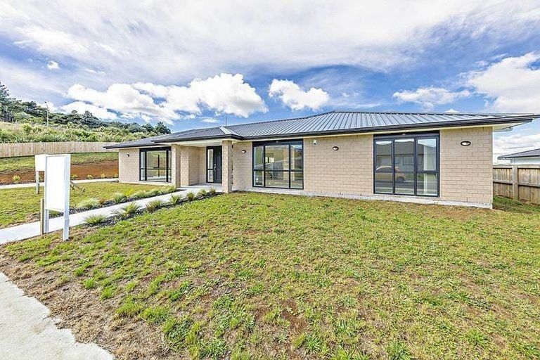 Photo of property in 4 Kirklee Lane, Pokeno, 2402