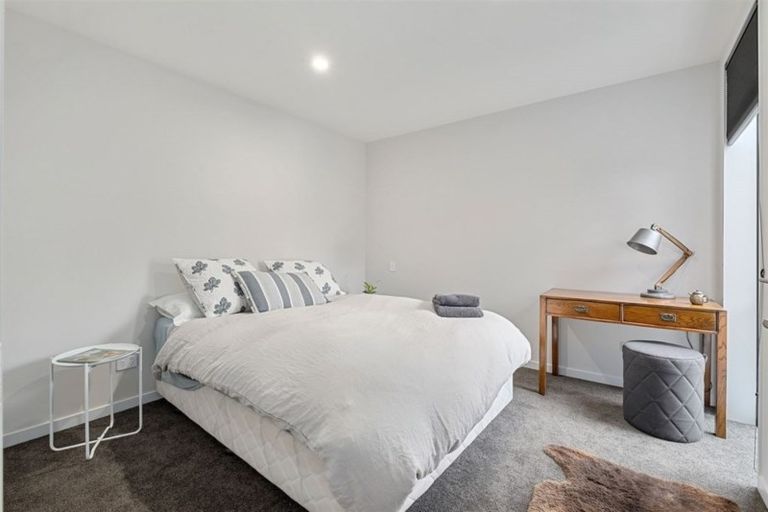 Photo of property in 7 Stackbrae Avenue, Wanaka, 9305