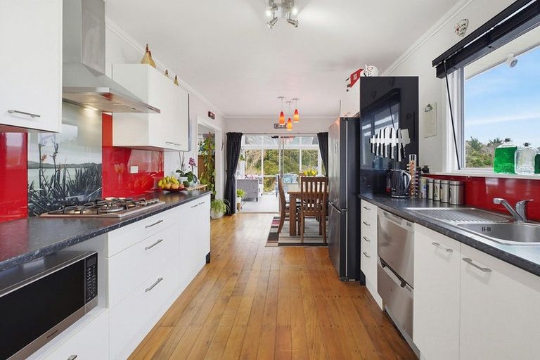 Photo of property in 23 The Companionway, Whitby, Porirua, 5024