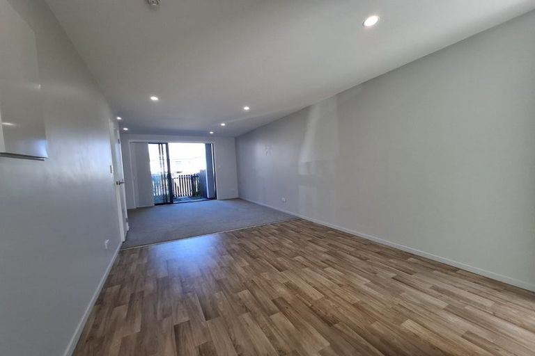 Photo of property in 79 Huri Street, Mangere Bridge, Auckland, 2022