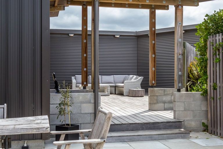 Photo of property in 3 Tuscan Lane, Martinborough, 5711