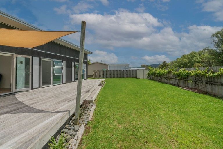 Photo of property in 35 Carina Way, Whitianga, 3510