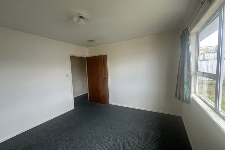 Photo of property in 12a Paritutu Road, Spotswood, New Plymouth, 4310