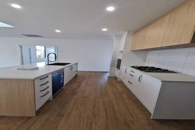 Photo of property in 17 Ensete Road, Wigram, Christchurch, 8025