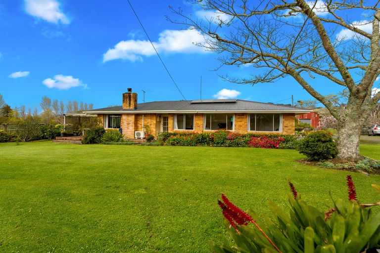 Photo of property in 940 Leigh Road, Big Omaha, Warkworth, 0985