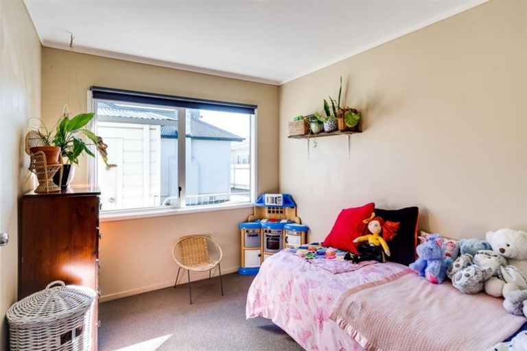 Photo of property in 4b Ward Crescent, Marewa, Napier, 4110