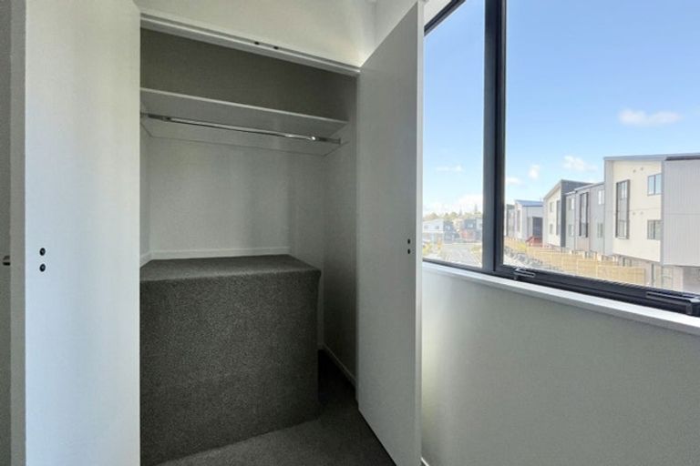 Photo of property in 3/25 Jabuka Street, Glen Eden, Auckland, 0602