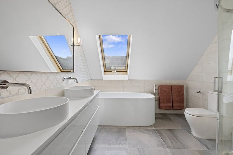 Photo of property in 20b Willoughby Street, Woburn, Lower Hutt, 5010