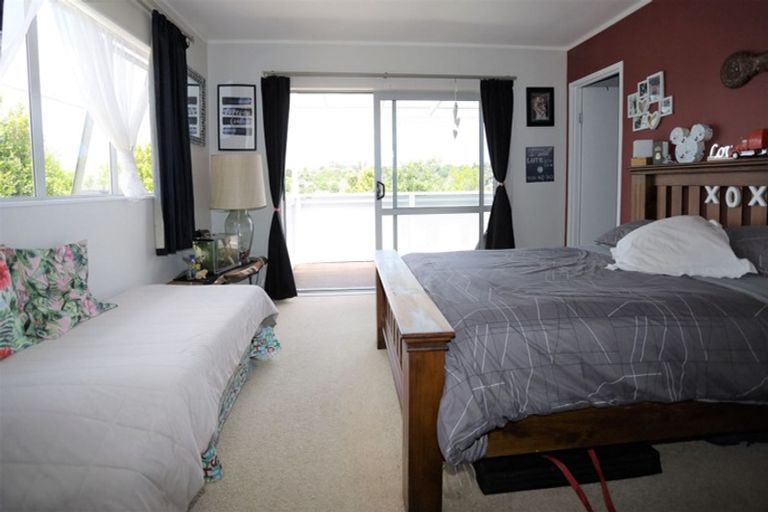 Photo of property in 78 Arran Road, Browns Bay, Auckland, 0630
