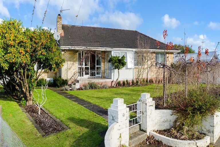 Photo of property in 46 Queen Street, Papakura, 2110