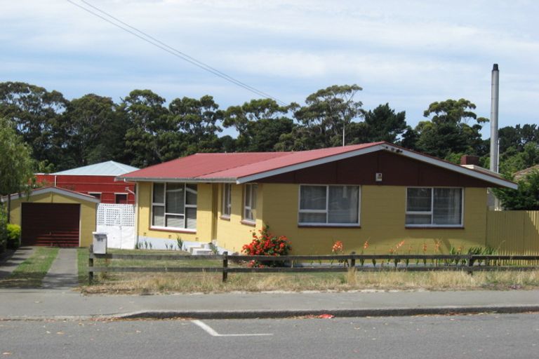 Photo of property in 35 Keighleys Road, Bromley, Christchurch, 8062