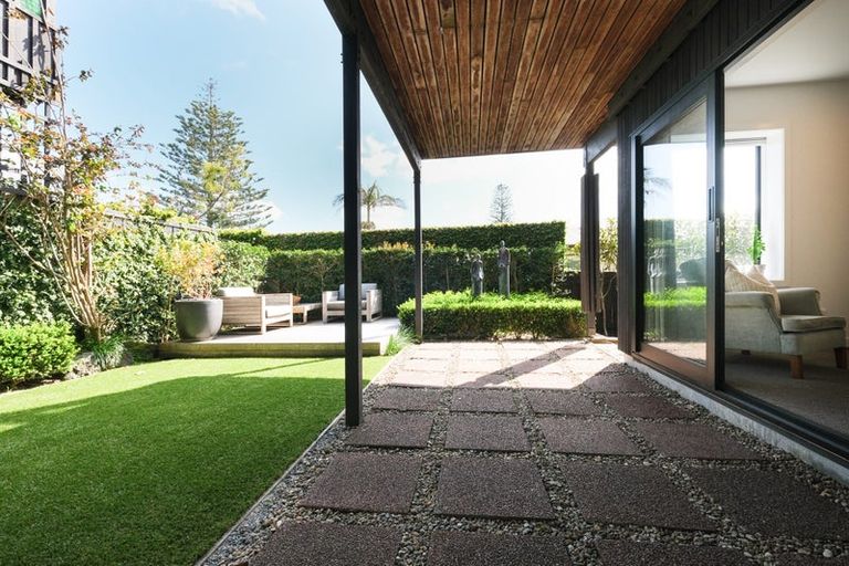 Photo of property in 1/41 Hauraki Road, Hauraki, Auckland, 0622