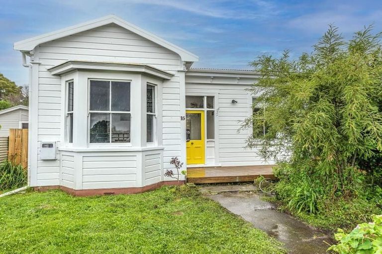 Photo of property in 15 Kelvin Street, Aramoho, Whanganui, 4500