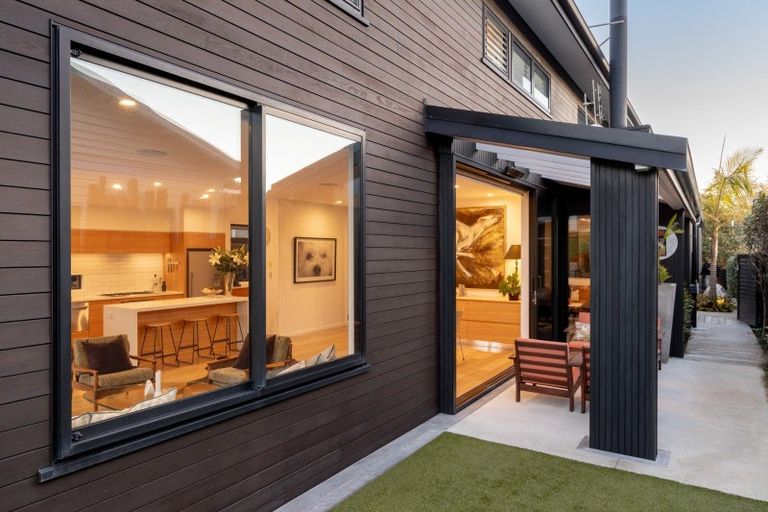 Photo of property in 21 Te Ngaio Road, Mount Maunganui, 3116