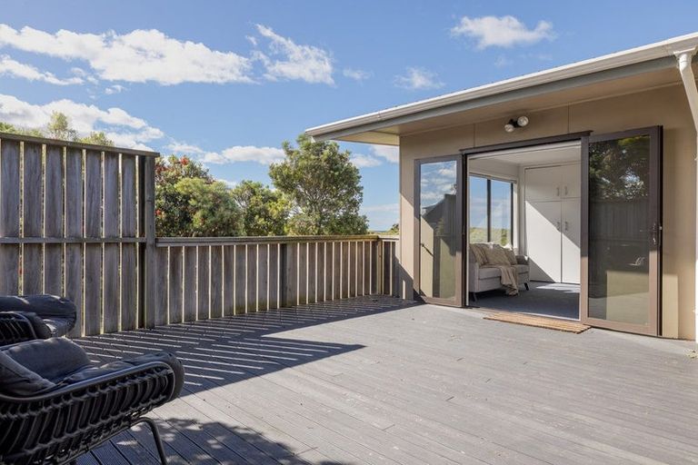 Photo of property in 1009 Papamoa Beach Road, Papamoa Beach, Papamoa, 3118