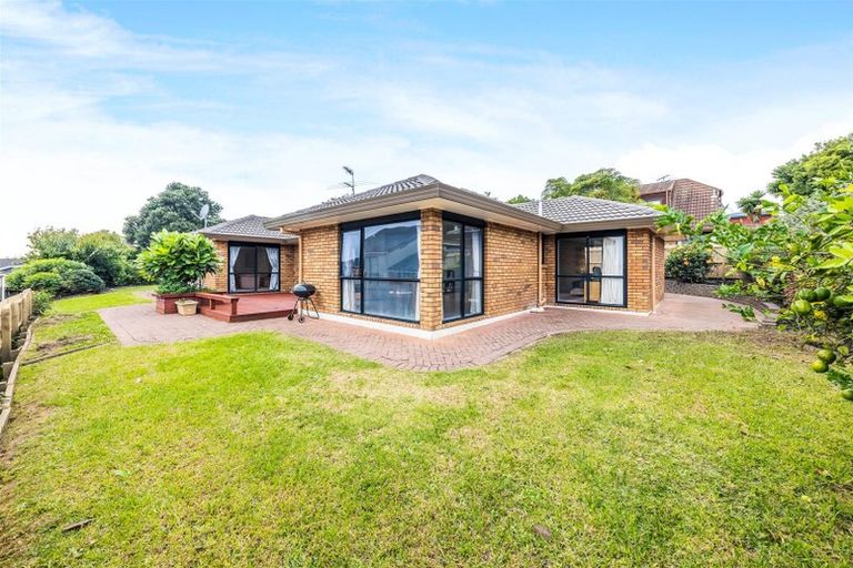 Photo of property in 10 Orangewood Drive, Northpark, Auckland, 2013