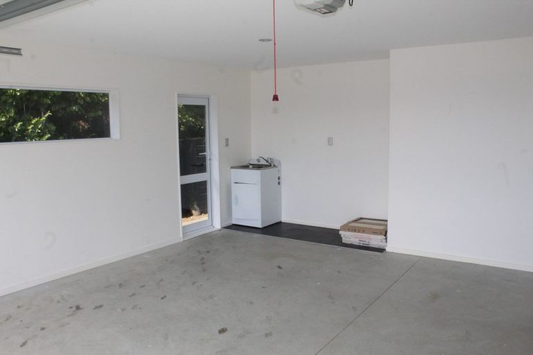 Photo of property in 21 Eastview Crescent, Stanmore Bay, Whangaparaoa, 0932