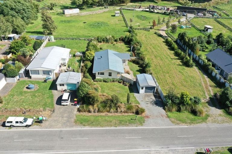 Photo of property in 51 Western Valley Road, Little River, 7591