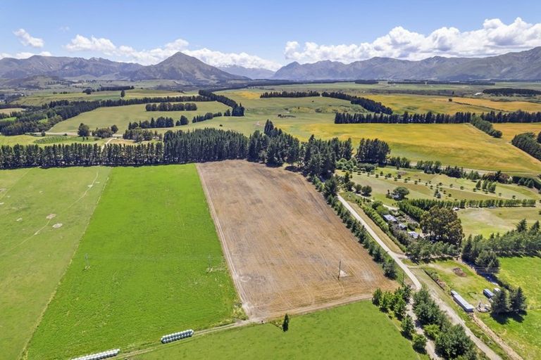 Photo of property in 614 Wanaka-luggate Highway, Wanaka, 9382