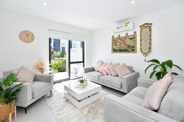 Photo of property in 41 Adlam Lane, Takanini, 2112