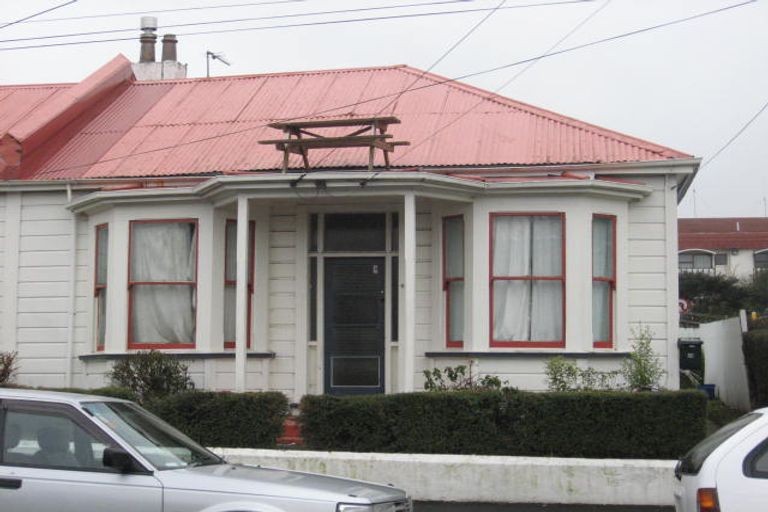 Photo of property in 44 Howe Street, North Dunedin, Dunedin, 9016