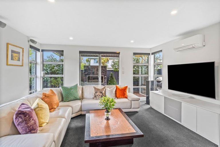 Photo of property in 18a Brockworth Place, Riccarton, Christchurch, 8011