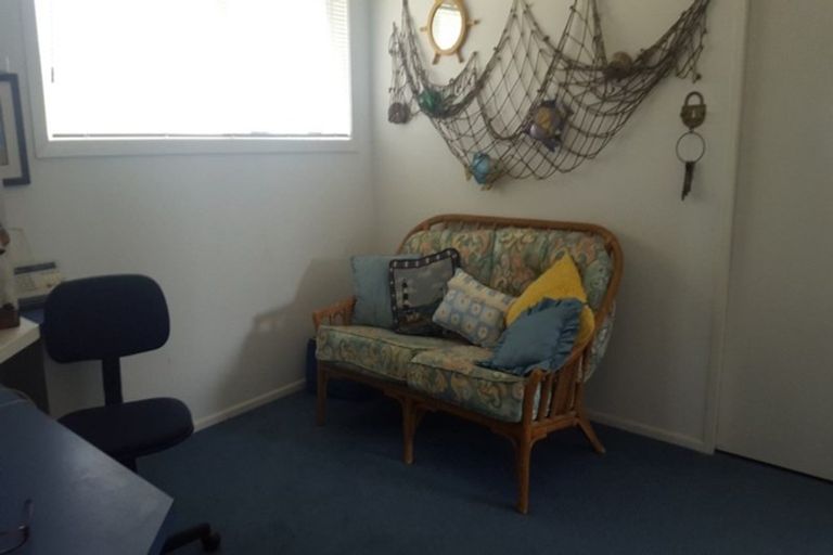 Photo of property in 69 Karewa Parade, Papamoa Beach, Papamoa, 3118