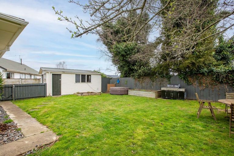 Photo of property in 25 Dalton Crescent, Dinsdale, Hamilton, 3204