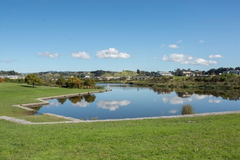 Photo of property in 61 Bathurst Crescent, Pyes Pa, Tauranga, 3112