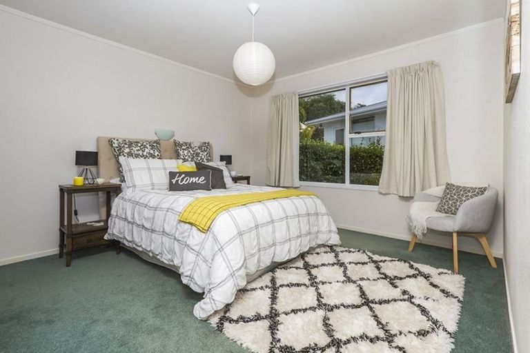 Photo of property in 1/47 Braemar Road, Rothesay Bay, Auckland, 0630