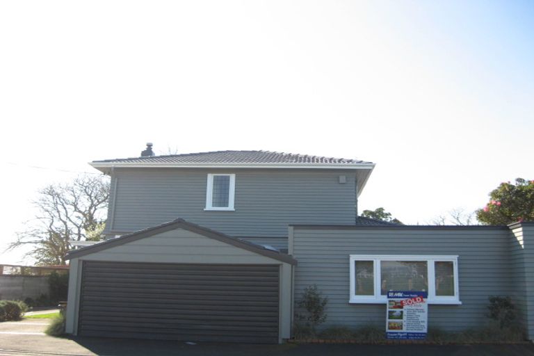 Photo of property in 27 Rogan Street, New Plymouth, 4310