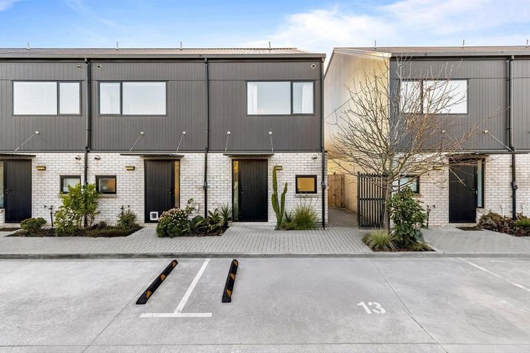 Photo of property in 50 Ivy Nola Way, Henderson, Auckland, 0612