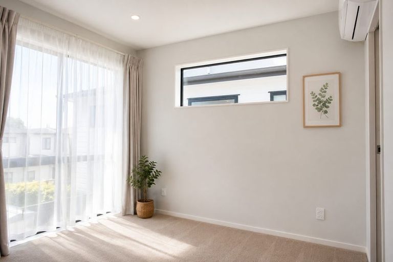 Photo of property in 42 Toanui Road, Hobsonville, Auckland, 0616