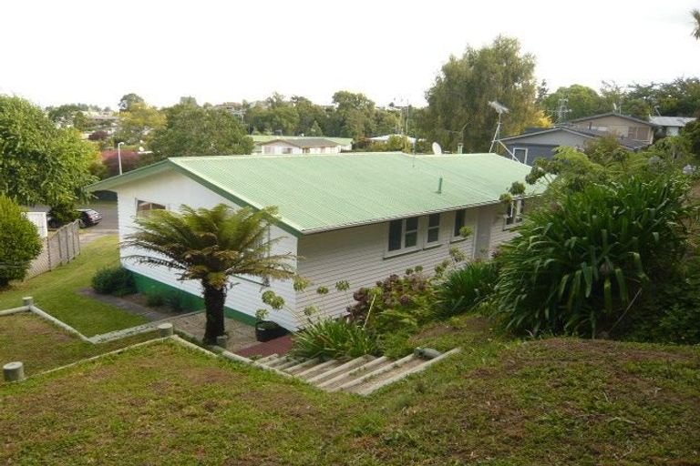 Photo of property in 18 Rothesay Place, Dinsdale, Hamilton, 3204