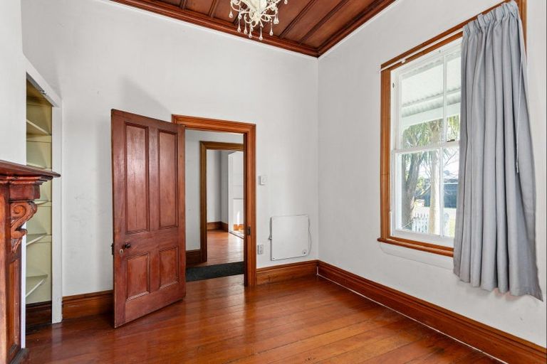 Photo of property in 53 Sheehan Street, Whataupoko, Gisborne, 4010