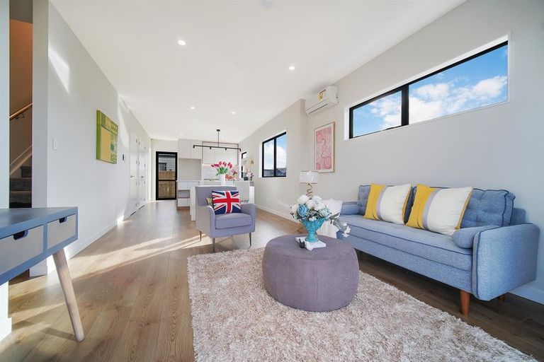 Photo of property in 47 Kaha Road, Papakura, 2110