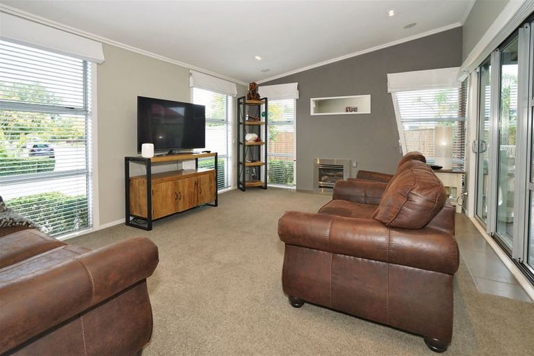 Photo of property in 14 Miers Glade, Rototuna North, Hamilton, 3210