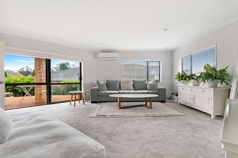Photo of property in 9 Fleetwood Drive, Henderson, Auckland, 0612