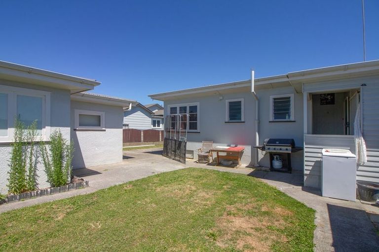 Photo of property in 17 Haybittle Street, Feilding, 4702