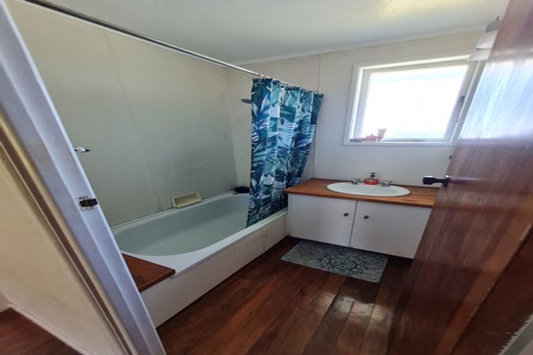 Photo of property in 19 Wilson Avenue, Avenues, Whangarei, 0110