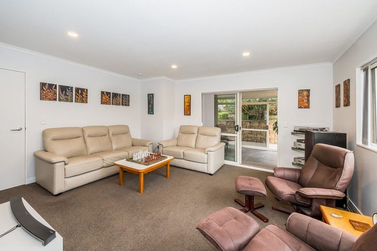 Photo of property in 78 Guildford Drive, Paraparaumu, 5032