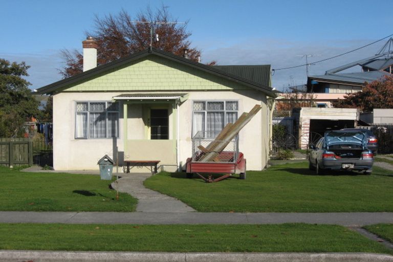 Photo of property in 9 Waverley Street, East Gore, Gore, 9710