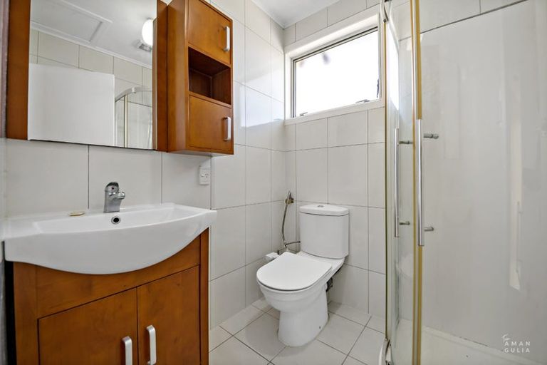 Photo of property in 207 Don Buck Road, Massey, Auckland, 0614