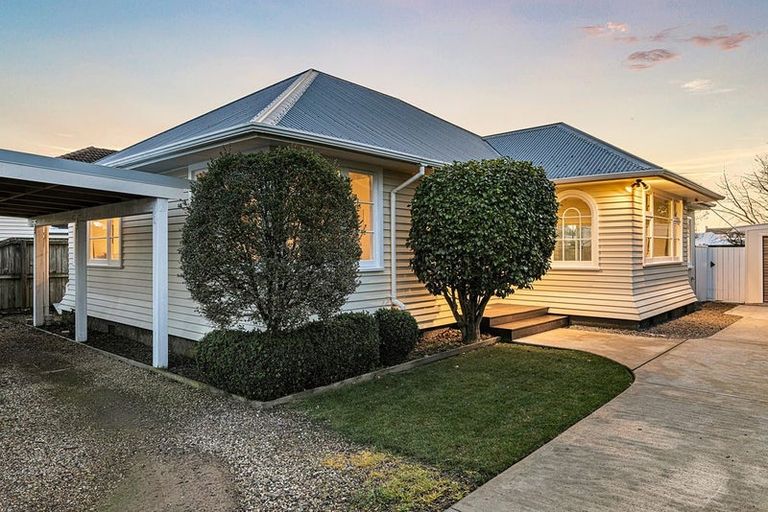 Photo of property in 229 Weston Road, St Albans, Christchurch, 8052